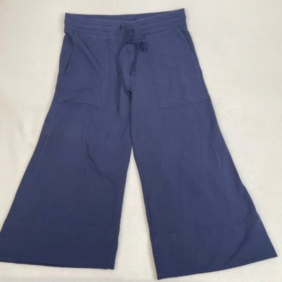Quince Super Soft Fleece cropped wide leg pants navy Size medium - Picture 2 of 9